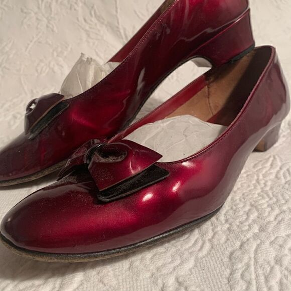 Women's Vintage Red Salvatore Ferragamo Shoes - Picture 8 of 11